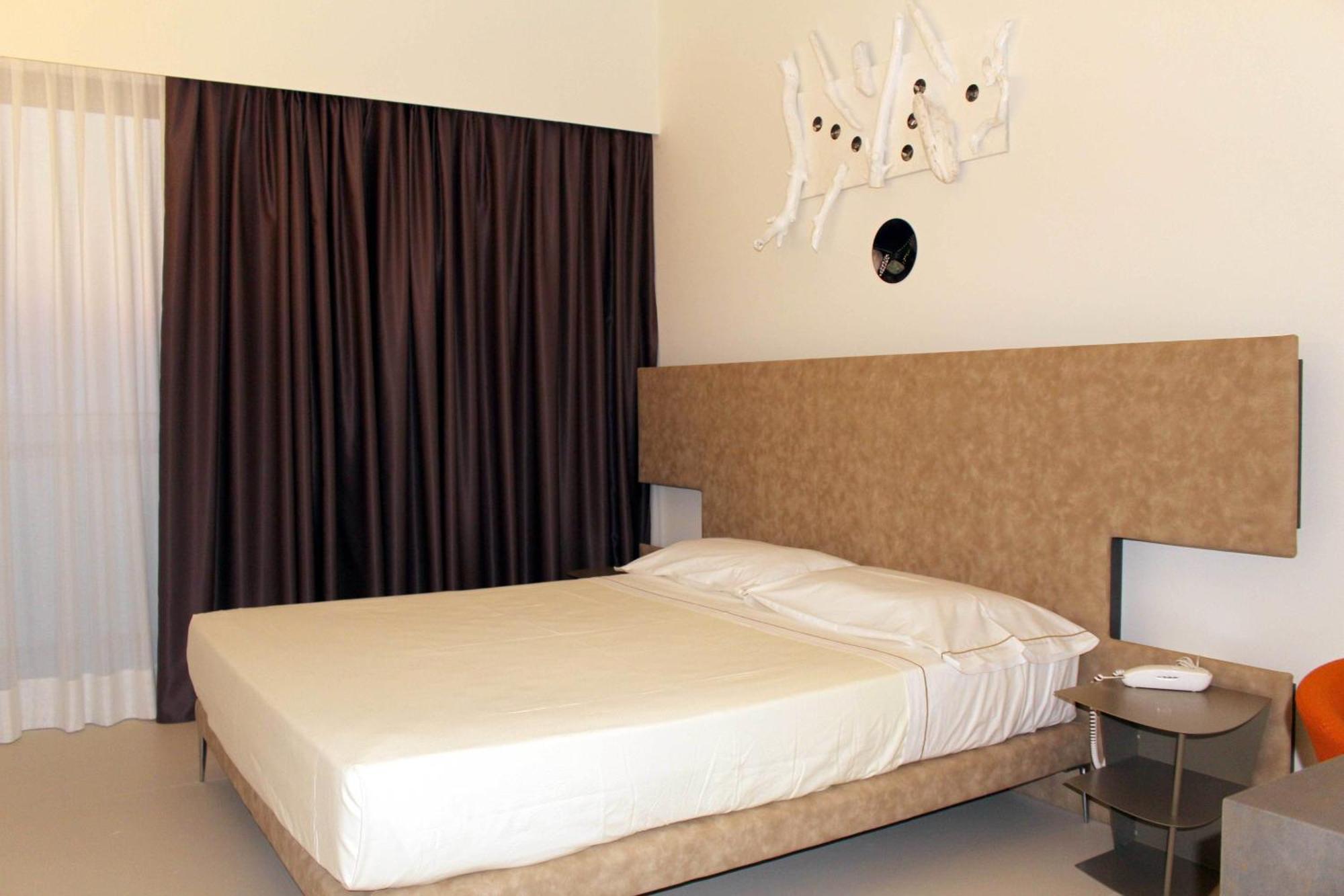 Hotel Cristallo Senigallia Szoba fotó